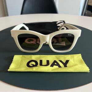 Quay Australia - After Hours - White